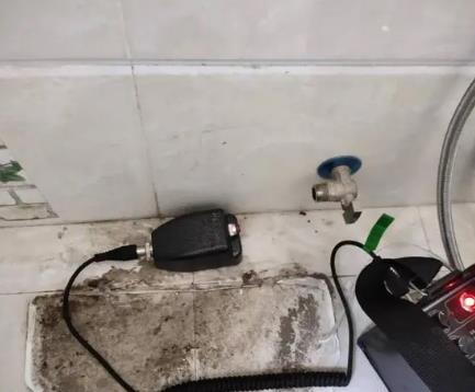 东宁屋顶漏水维修公司分享下卫生间漏水的危害及解决方法